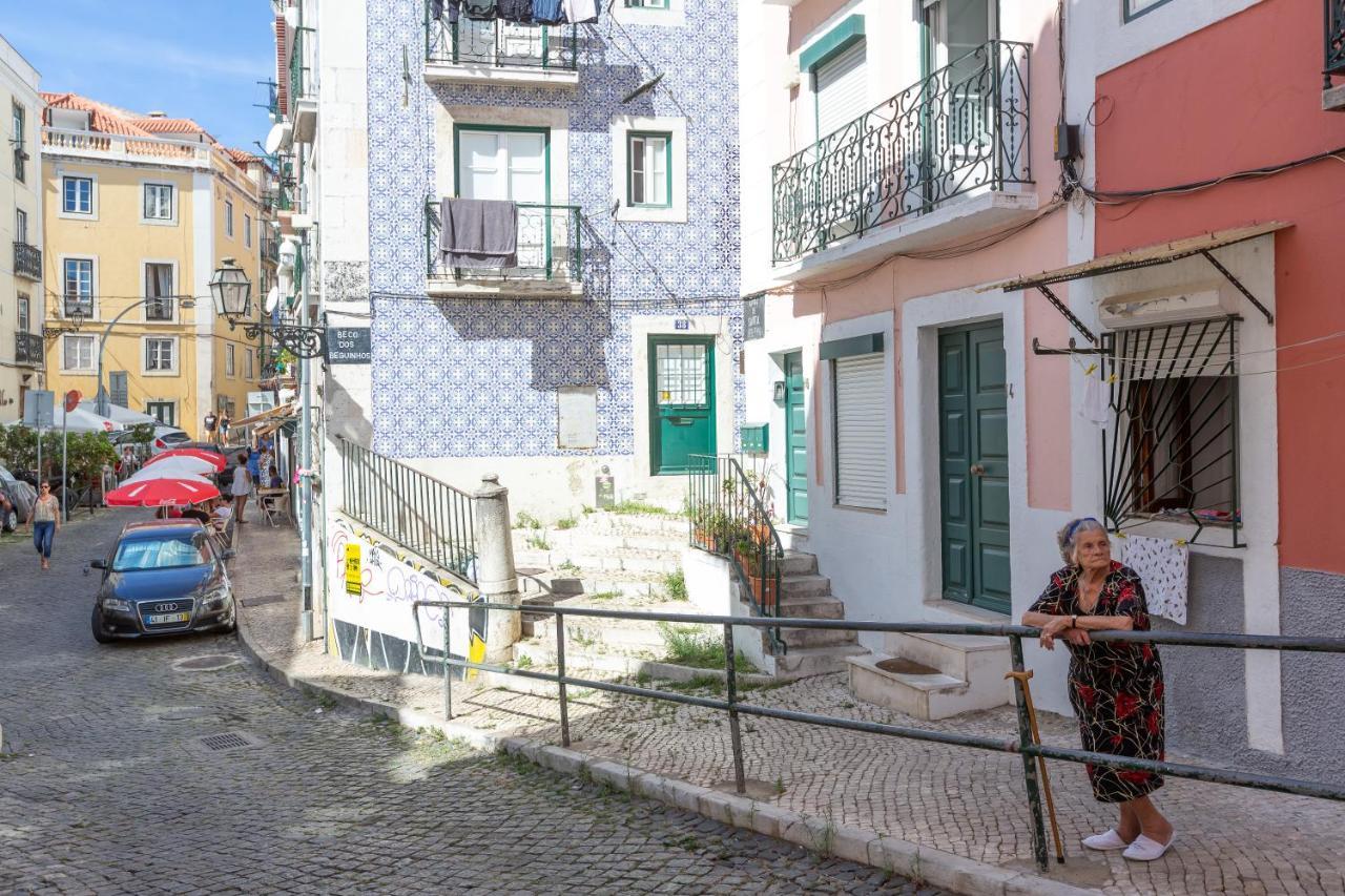 Typical Alfama Apartment, By Timecooler Lisboa Extérieur photo